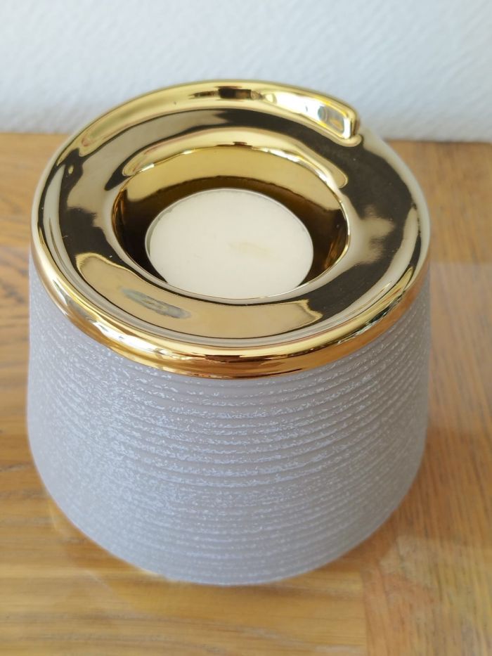 Bougeoir gris et doré