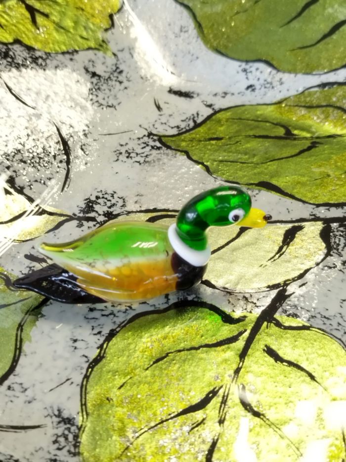 Canard vert en verre