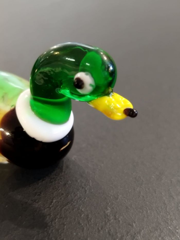Canard vert en verre